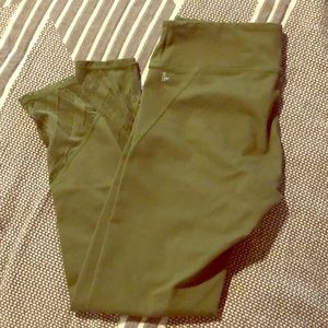 Camo Green Fabletics leggings 7/8